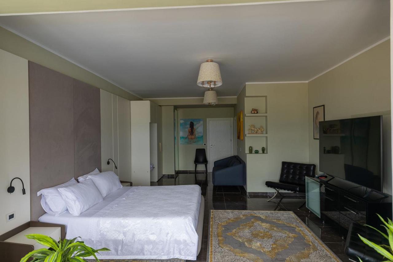 Hotel Pirro Vlore Ngoại thất bức ảnh