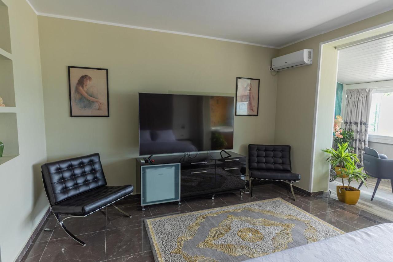 Hotel Pirro Vlore Ngoại thất bức ảnh