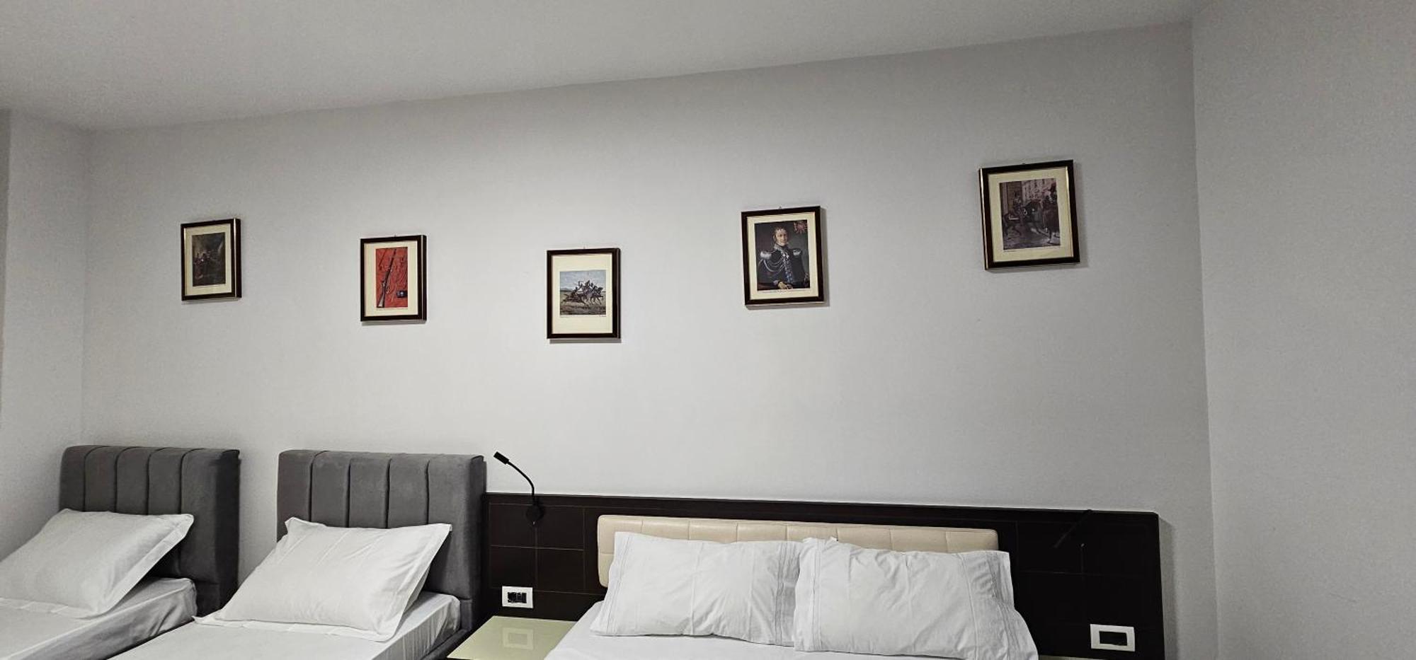 Hotel Pirro Vlore Phòng bức ảnh